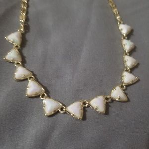 Kendra Scott necklace